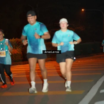 Runner Photo 8805715