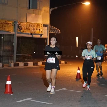 Runner Photo 8805717