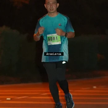 Runner Photo 8805739