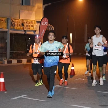 Runner Photo 8805741