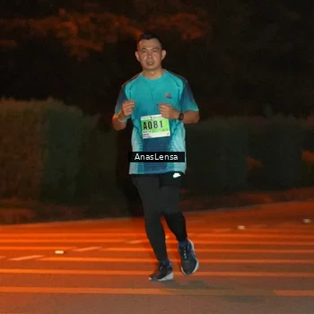 Runner Photo 8805744