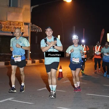 Runner Photo 8805750
