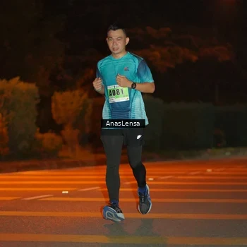 Runner Photo 8805756