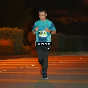 Runner Photo 8805758