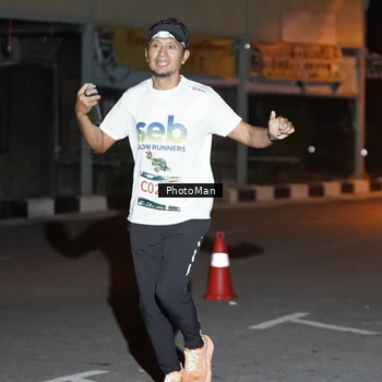 Runner Photo 8805851