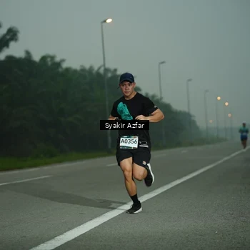 Runner Photo 8805871