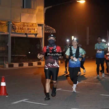 Runner Photo 8805876