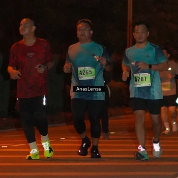 Runner Photo 8805886