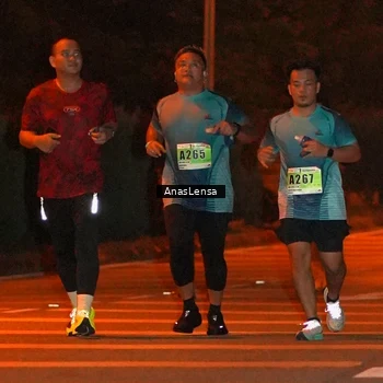 Runner Photo 8805887