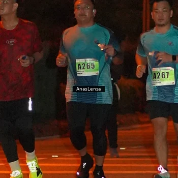 Runner Photo 8805889