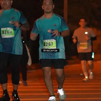 Runner Photo 8805892