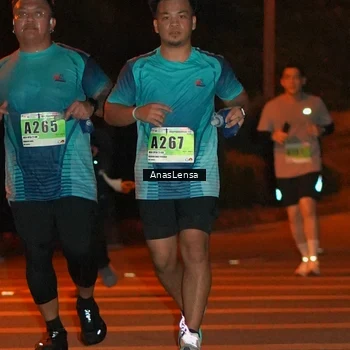 Runner Photo 8805898