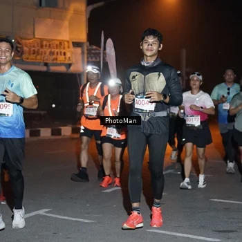 Runner Photo 8805952