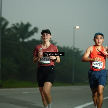 Runner Photo 8805953