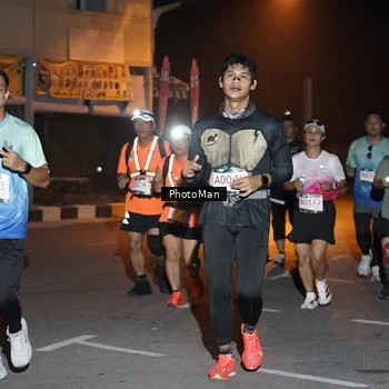 Runner Photo 8805956