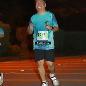 Runner Photo 8806043