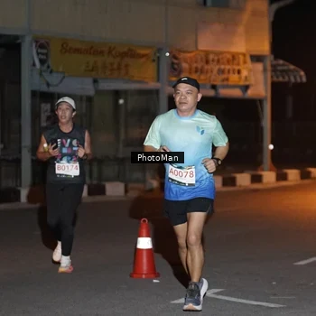 Runner Photo 8806049
