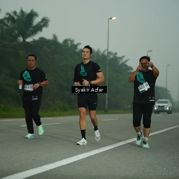 Runner Photo 8806052