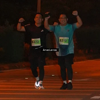 Runner Photo 8806087