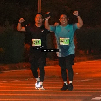 Runner Photo 8806088