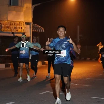 Runner Photo 8806091