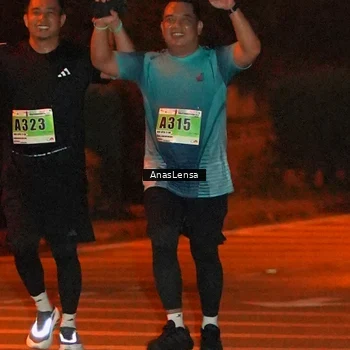 Runner Photo 8806110