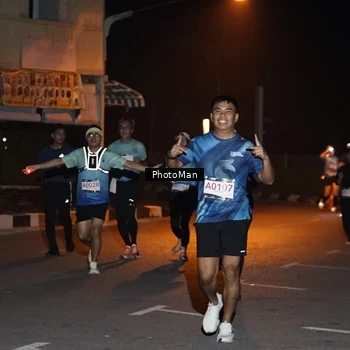 Runner Photo 8806118