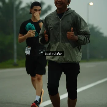Runner Photo 8806123