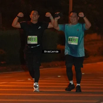 Runner Photo 8806139