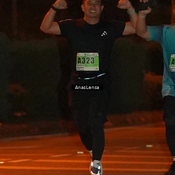 Runner Photo 8806141