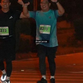 Runner Photo 8806143