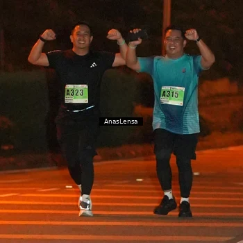 Runner Photo 8806144