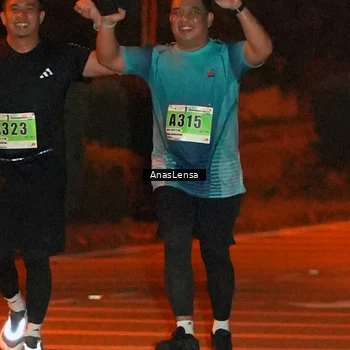 Runner Photo 8806147