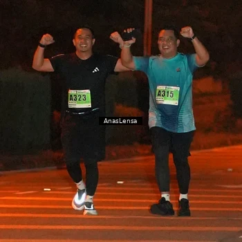 Runner Photo 8806148