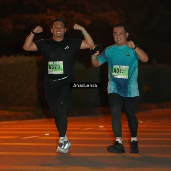 Runner Photo 8806169