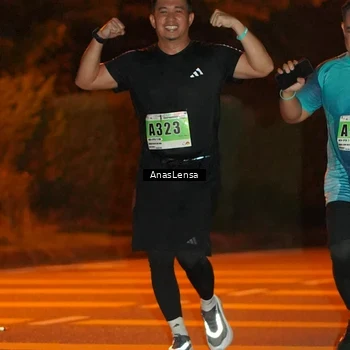 Runner Photo 8806173