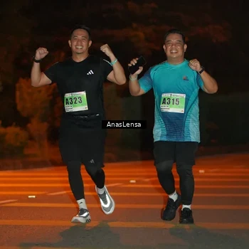 Runner Photo 8806193