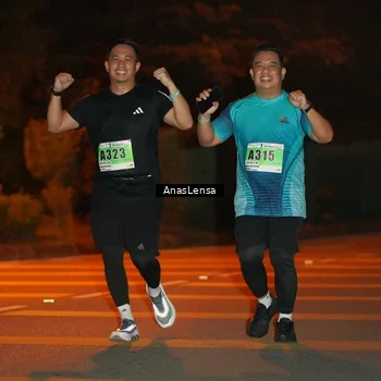 Runner Photo 8806195