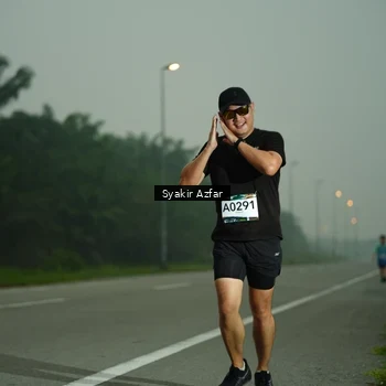 Runner Photo 8806201