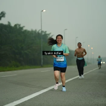 Runner Photo 8806209