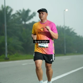 Runner Photo 8806284