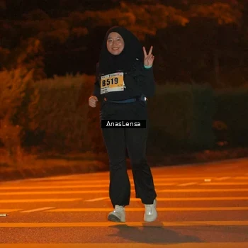 Runner Photo 8806297