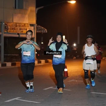 Runner Photo 8806338