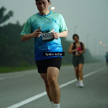Runner Photo 8806341