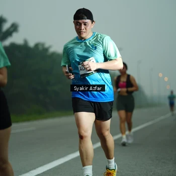 Runner Photo 8806343