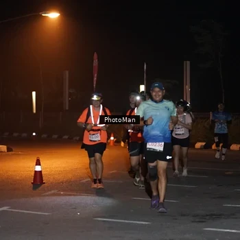 Runner Photo 8806347