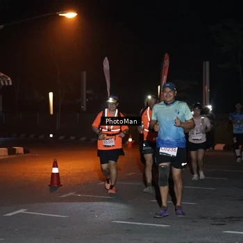 Runner Photo 8806348