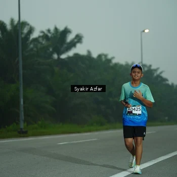 Runner Photo 8806354