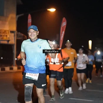 Runner Photo 8806385