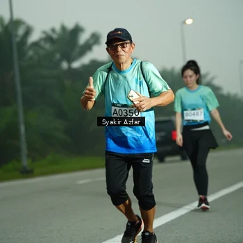 Runner Photo 8806428